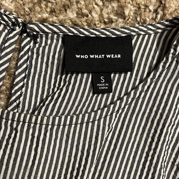 Women’s top - Picture 4 of 8